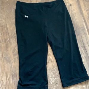 Under armour crop black Capri leggings